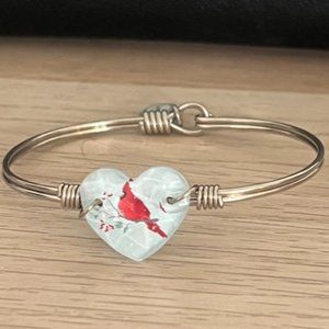 LUCA & DANNI CARDINAL CRYSTAL HEART BANGLE BRACELET PETITE